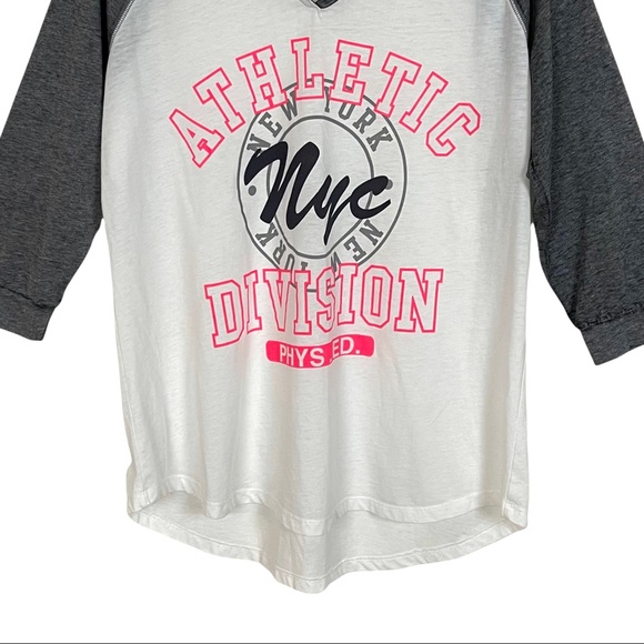NWOT just be.. NYC Athletic Division Football Style V-notch 3/4 Sleeve T-shirt - Picture 6 of 16